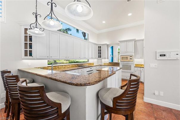 Interior, Kitchen, Pendant Lights, Recessed Lighting