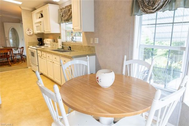 Dining room, Interior, Kitchen
