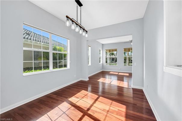 Empty room, Interior, Pendant Lights, Wood Texture Flooring