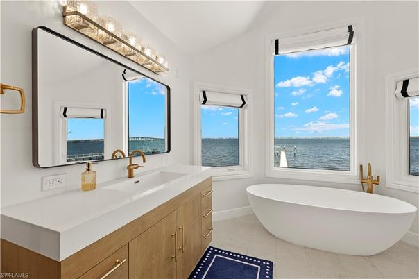 Bathroom, Dual Sink Vanities, Free Standing Baths, Interior, Water