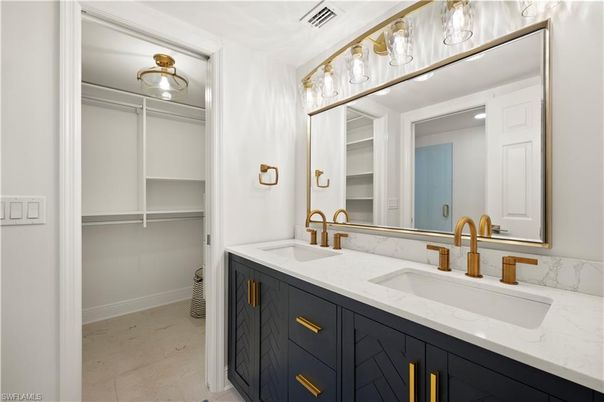 Bathroom, Dual Sink Vanities, Interior, Walk-in Closets