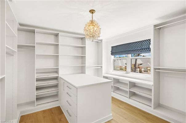 Chandelier, Interior, Walk-in Closets, Wood Texture Flooring