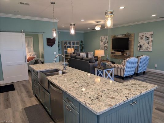 Interior, Kitchen, Living room, Pendant Lights, Recessed Lighting, Wood Texture Flooring