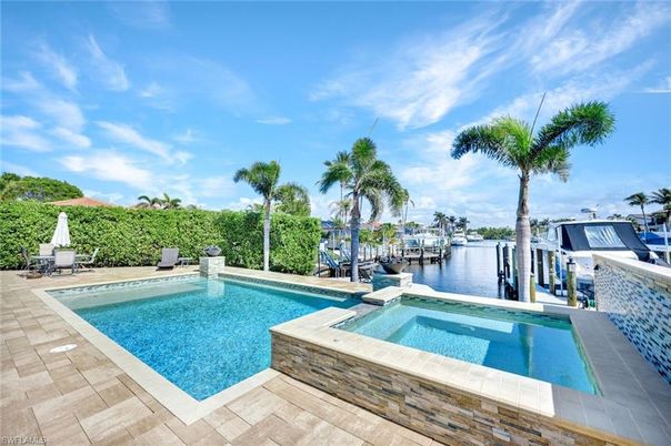 Exterior, Lake, Pool, Water