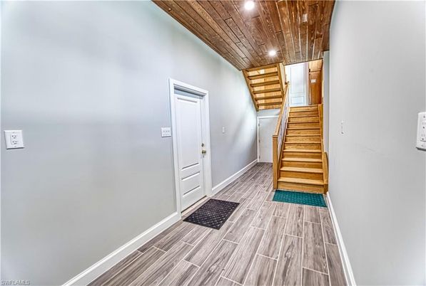 Interior, Recessed Lighting, Wooden Ceilings, Wood Texture Flooring
