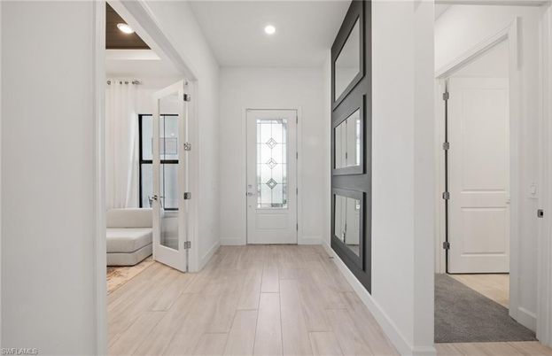 Interior, Recessed Lighting, Wood Texture Flooring