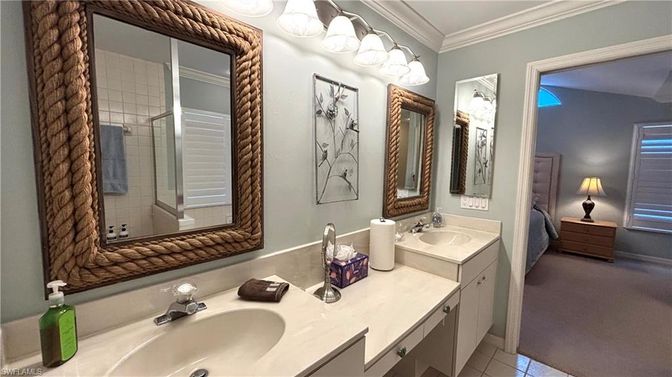 Bathroom, Dual Sink Vanities, Interior