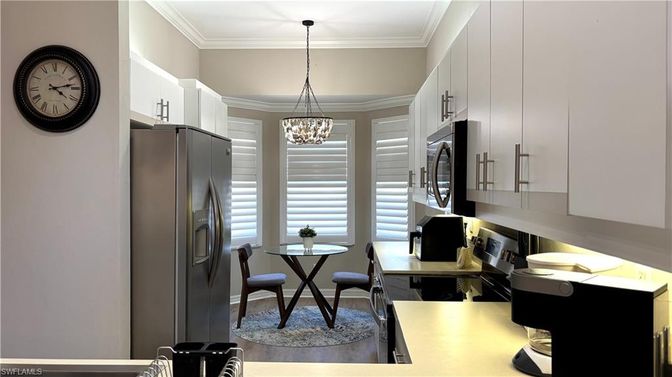 Chandelier, Dining room, Interior, Kitchen, Pendant Lights