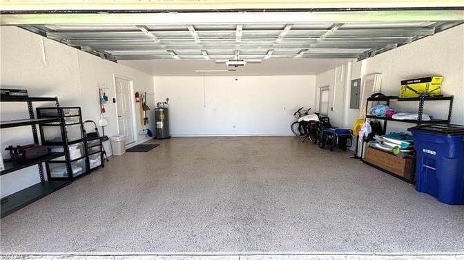 Garage, Interior