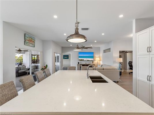 Dining room, Interior, Kitchen, Living room, Pendant Lights, Recessed Lighting, Wood Texture Flooring