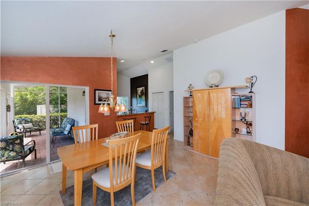 Dining room, Interior, Recessed Lighting