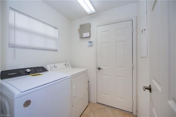 Interior, Washer