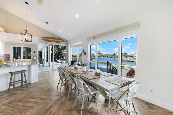 Dining room, Interior, Pendant Lights, Recessed Lighting, Water, Wood Texture Flooring