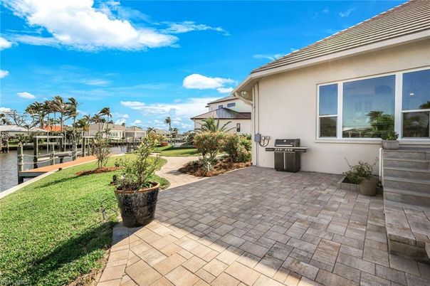 Backyard, Exterior, Water