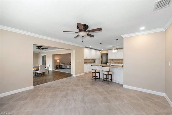 Dining room, Interior, Kitchen, Recessed Lighting, Wood Texture Flooring