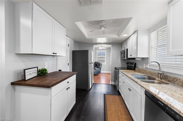 Interior, Kitchen, Recessed Lighting, Wood Texture Flooring
