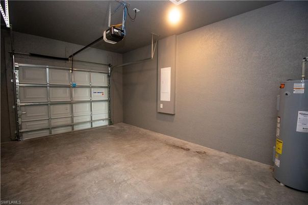 Garage, Interior