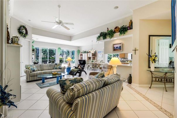 Chandelier, Dining room, Interior, Living room, Recessed Lighting