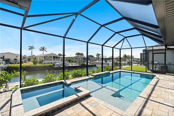 Glass Ceilings, Interior, Pool, Sun Room, Water