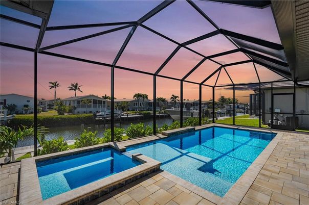 Glass Ceilings, Interior, Pool, Sun Room, Water