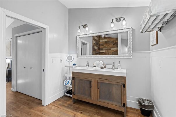Bathroom, Dual Sink Vanities, Interior, Wood Texture Flooring