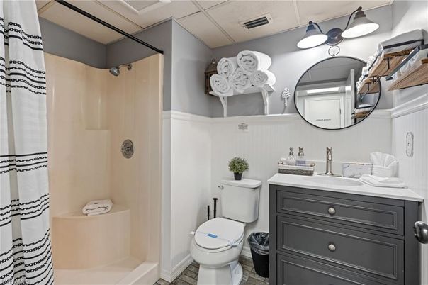 Bathroom, Interior