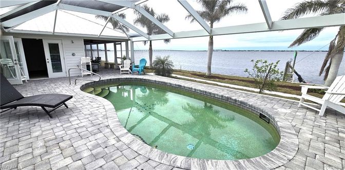 Glass Ceilings, Interior, Pool, Sun Room, Water