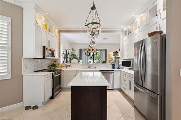 Interior, Kitchen, Pendant Lights, Recessed Lighting, Stainless Steel Appliances