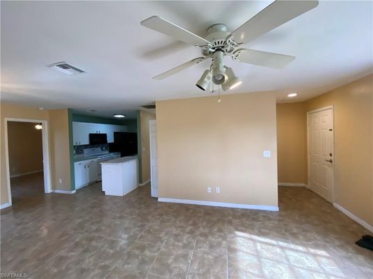 Empty room, Interior, Kitchen, Recessed Lighting