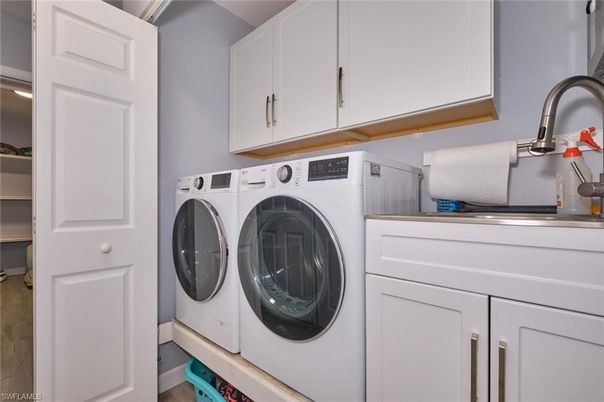 Interior, Washer