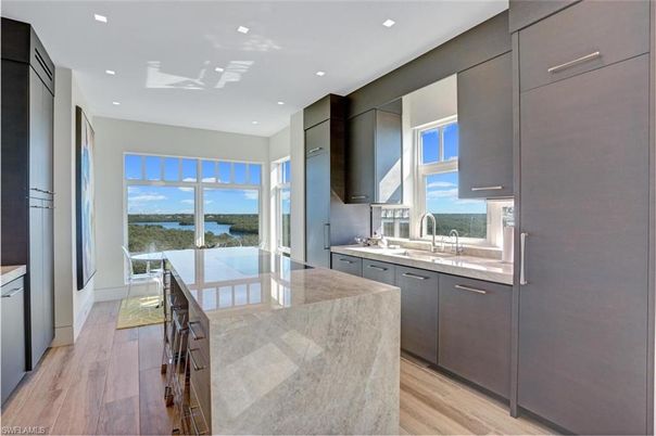 Interior, Kitchen, Recessed Lighting, Water, Wood Texture Flooring