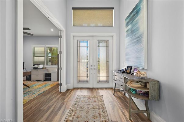 Interior, Recessed Lighting, Wood Texture Flooring
