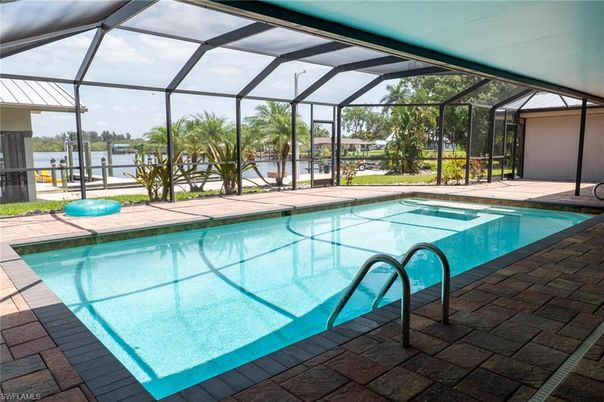 Glass Ceilings, Interior, Pool, Sun Room, Water