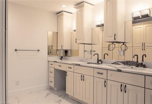 Bathroom, Dual Sink Vanities, Interior, Marble, Recessed Lighting