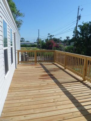 Exterior, Wood Texture Flooring