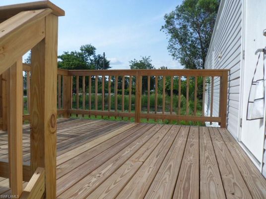 Exterior, Wood Texture Flooring