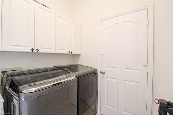 Interior, Washer