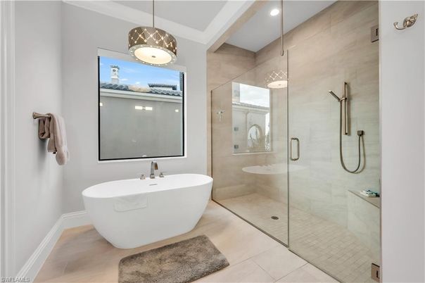 Bathroom, Free Standing Baths, Glass Shower, Interior, Pendant Lights, Recessed Lighting
