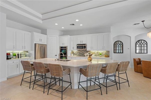 Chandelier, Interior, Kitchen, Recessed Lighting, Stainless Steel Appliances