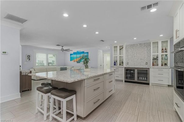 Interior, Kitchen, Living room, Recessed Lighting, Stainless Steel Appliances