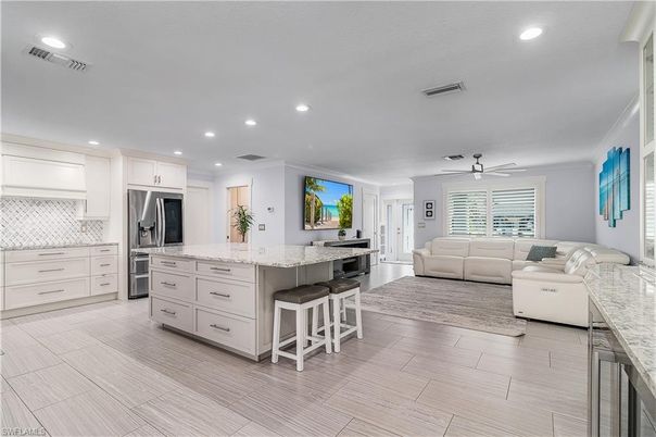 Interior, Kitchen, Living room, Recessed Lighting, Stainless Steel Appliances