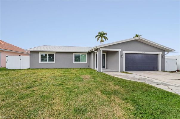 Attached, Backyard, Exterior, Facade, Ranch
