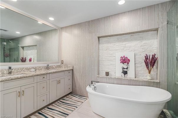Bathroom, Dual Sink Vanities, Free Standing Baths, Interior, Recessed Lighting