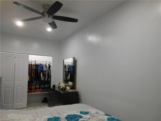 Interior, Marble, Recessed Lighting, Walk-in Closets