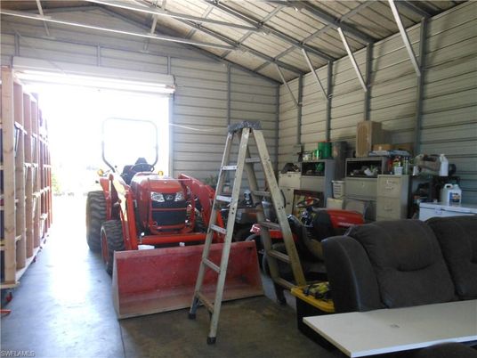 Garage, Interior