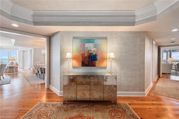 Dining room, Interior, Recessed Lighting, Wood Texture Flooring