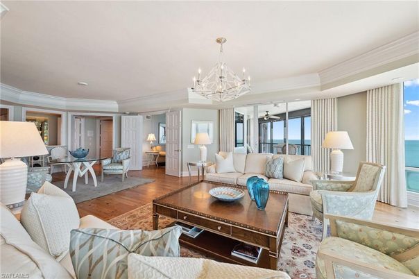 Chandelier, Interior, Living room, Recessed Lighting, Water, Wood Texture Flooring
