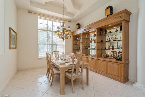 Chandelier, Dining room, Interior