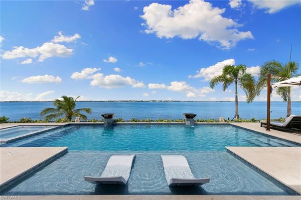 Exterior, Lake, Pool, Water