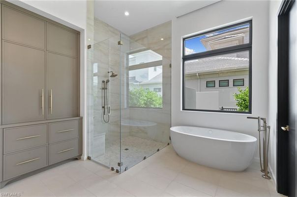 Bathroom, Free Standing Baths, Glass Shower, Interior, Recessed Lighting